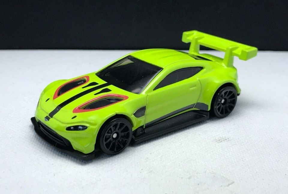 Aston Martin Vantage GTE and Mainline Recolors