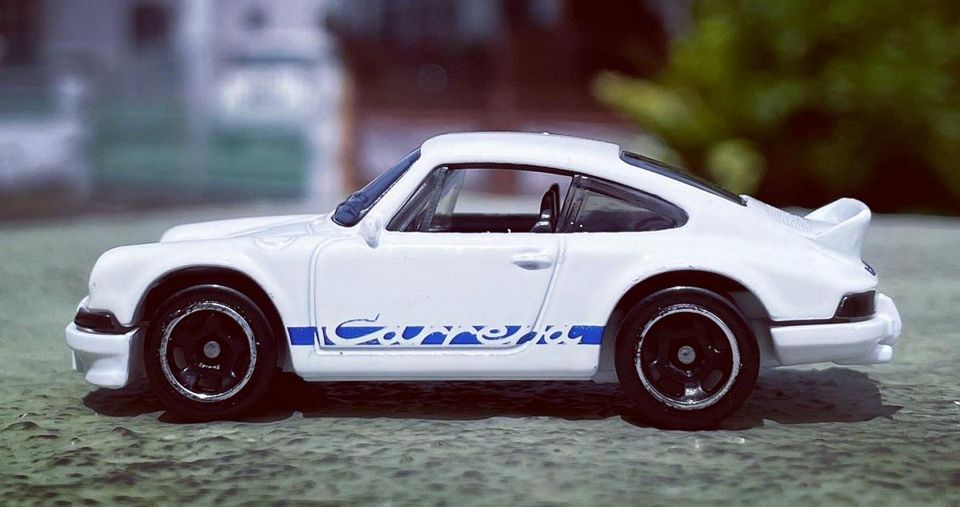 Porsche 911 Carrera RS 2.7 + More Mainlines