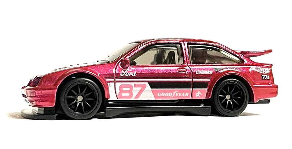 '87 Ford Sierra Cosworth - 2026 Hot Wheels Super Treasure Hunt