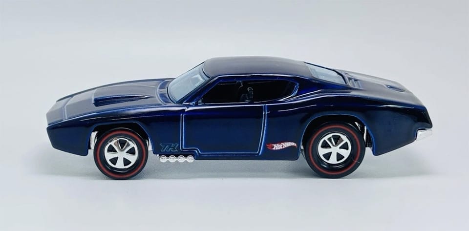 Custom Otto - 2026 Hot Wheels Super Treasure Hunt